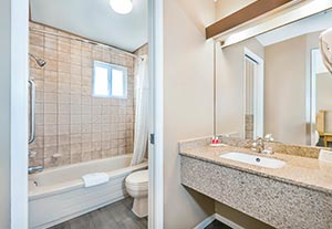 1 Queen Bed, Sofa Bed, Exterior Corridor