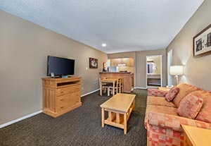 2 Single Beds, 1 Queen Bed, 2 Bedroom Suite, Kitchen